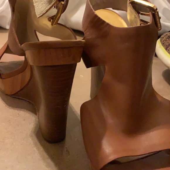 Open toed ankle step wedges - Picture 5 of 5